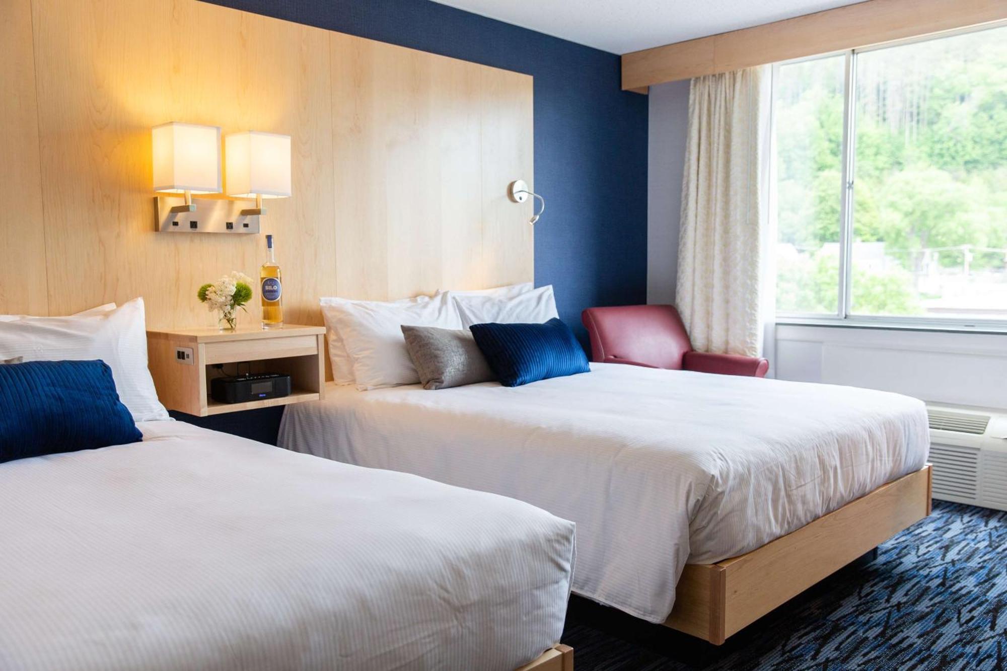 Capitol Plaza Hotel Montpelier Tapestry Collection By Hilton Bagian luar foto