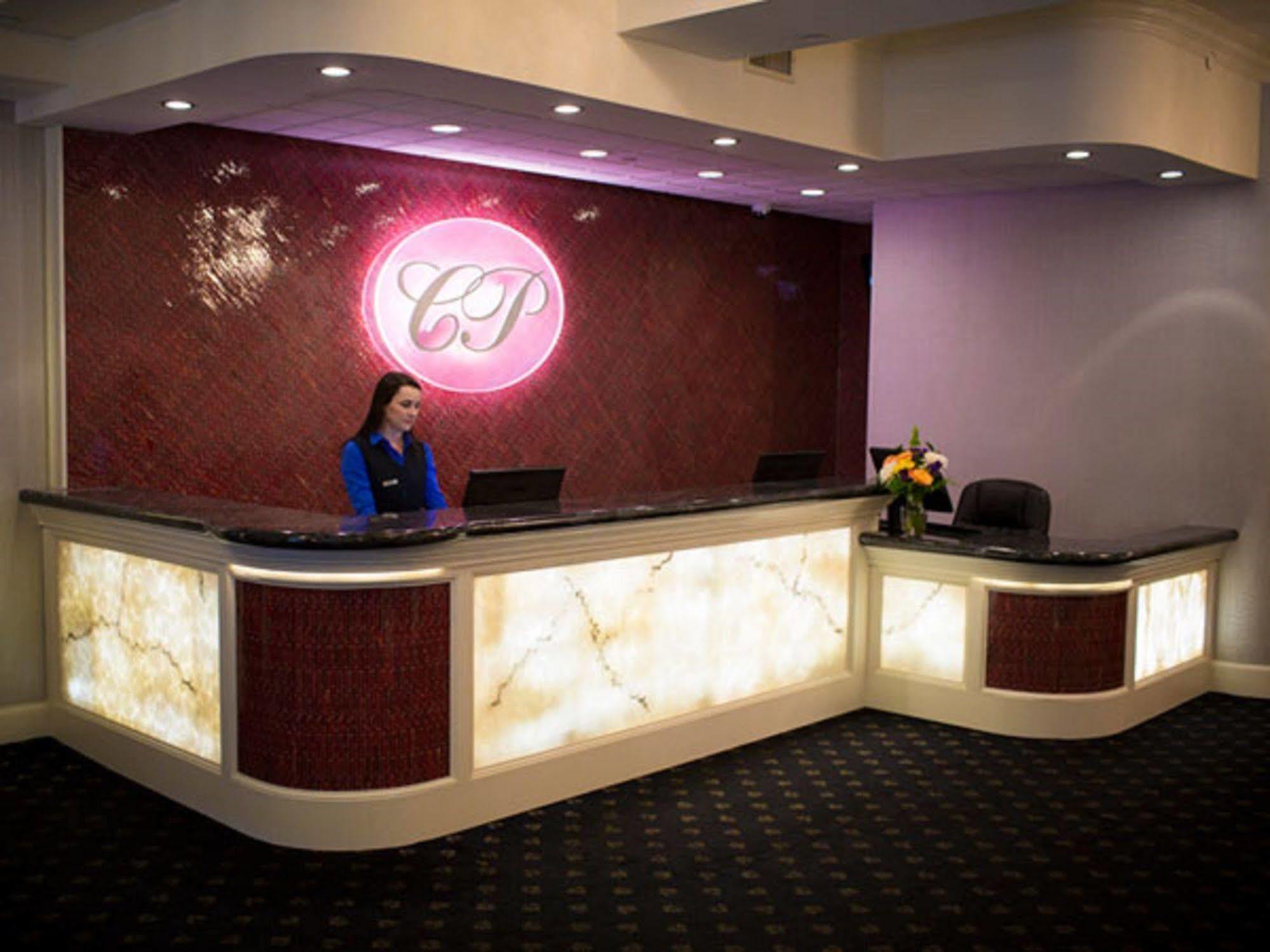 Capitol Plaza Hotel Montpelier Tapestry Collection By Hilton Bagian luar foto
